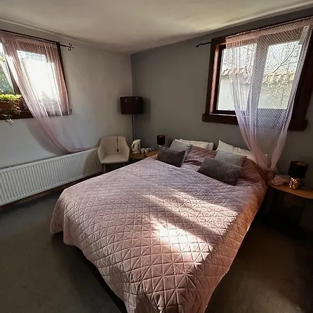 فندق مبيت وإفطار Devonshire 3*